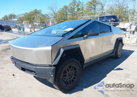 2025 Tesla Cybertruck All-Wheel Drive from USA, damaged, VIN 7G2CEHED3SA073483